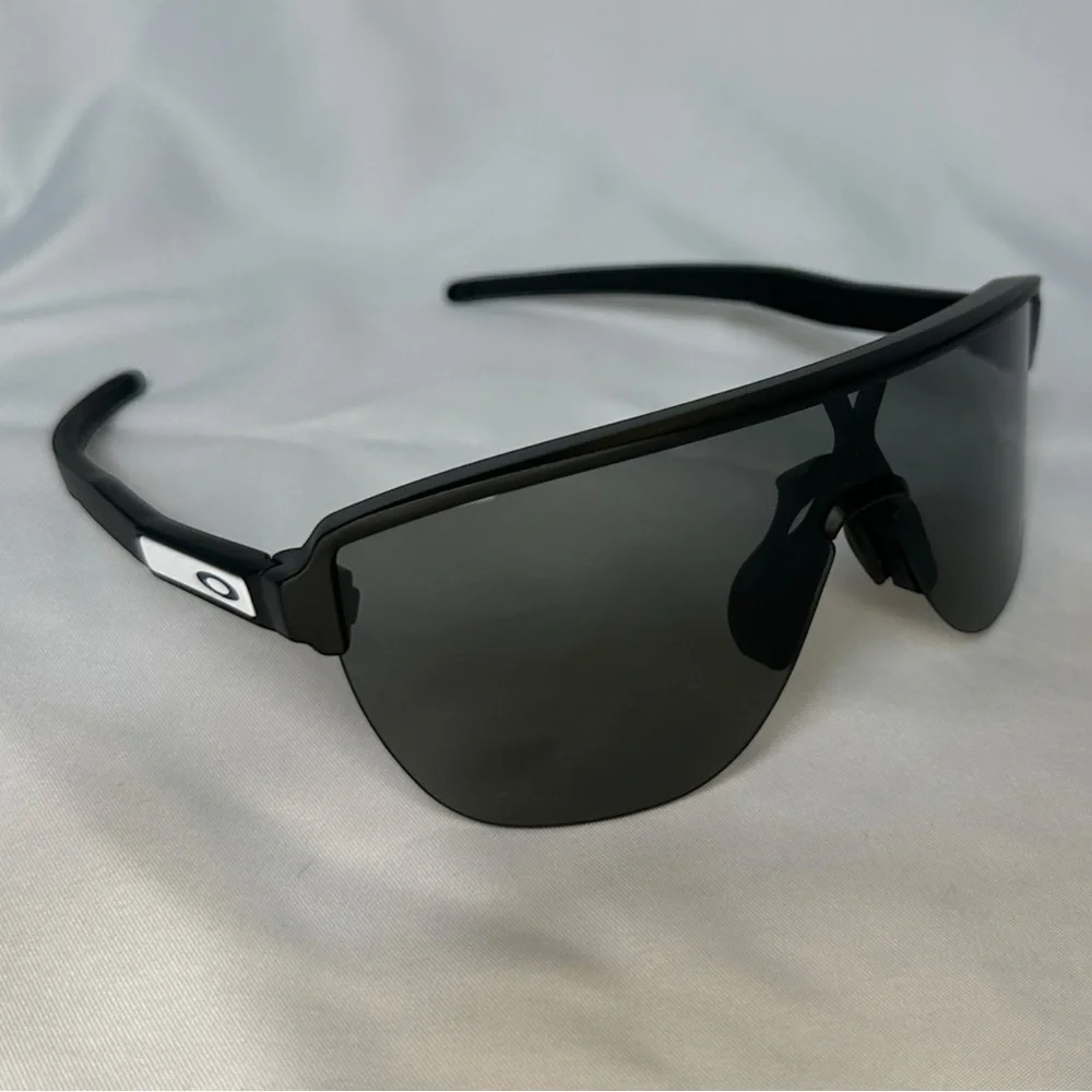 Oakley Corridor Black Prizm Sunglasses With Box